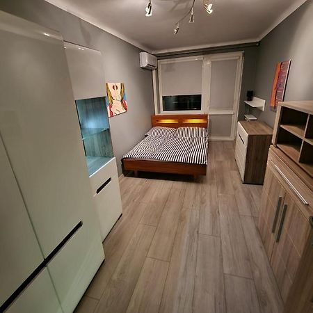 Apartamento Luxury Aparments Klimatyzacja Z Prywatnym Parkingiem Radom Exterior foto